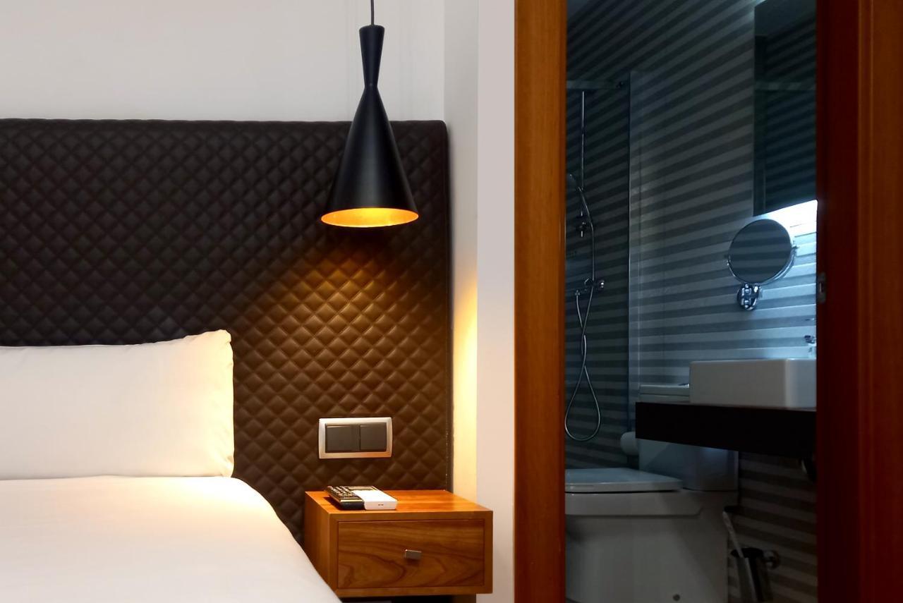 Woohoo Suites Madrid Exterior foto
